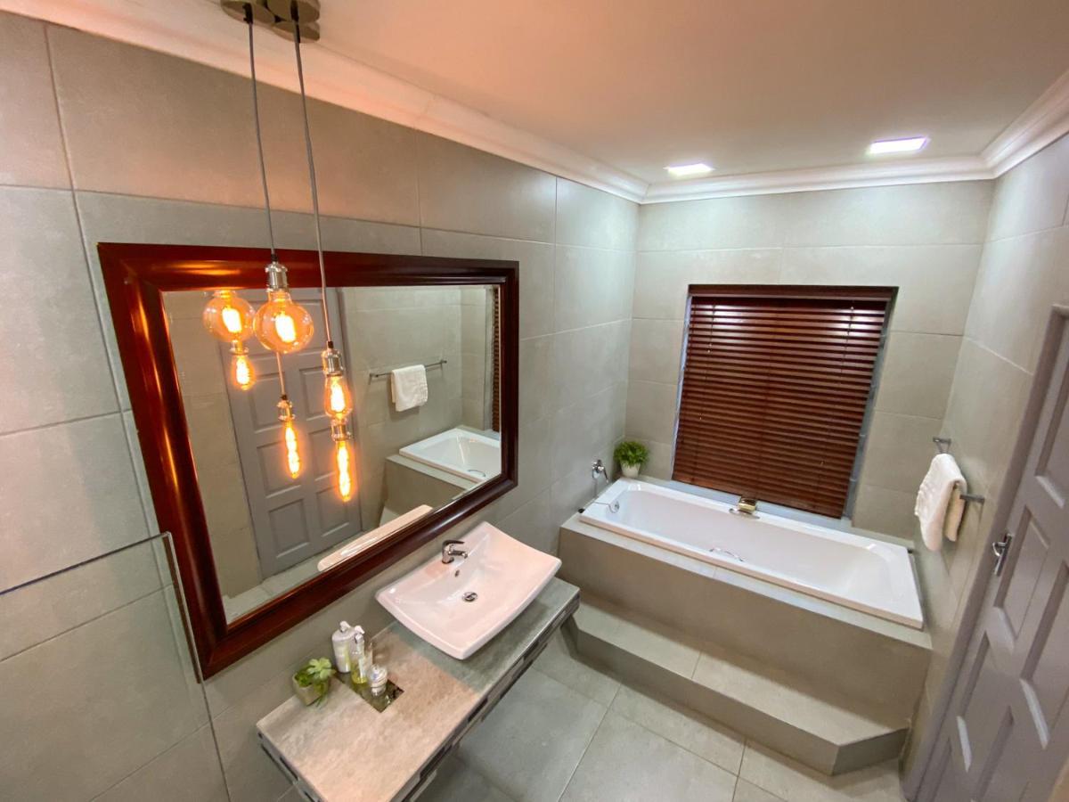 Spacube Luxury Suites And Spa Pretoria-Noord Exteriér fotografie
